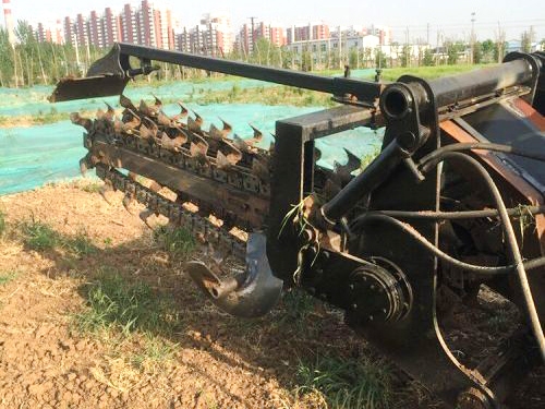 開溝機是怎么使用的